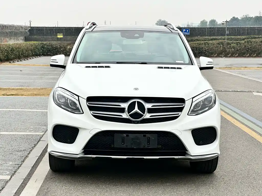 Mercedes-Benz GLE 2018 — фото 2