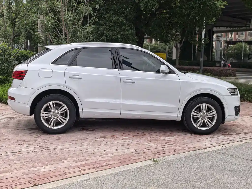 Audi Q3 2016