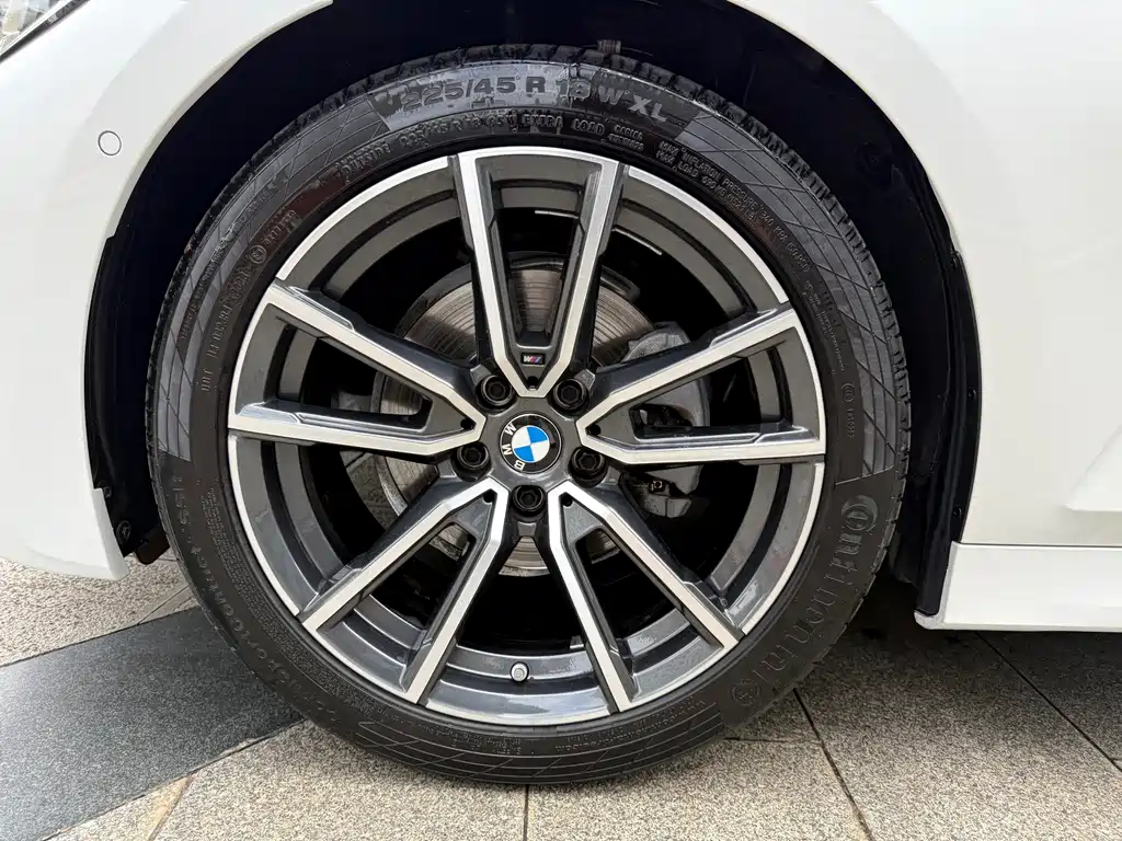 BMW 3 Series 2020 — фото 14