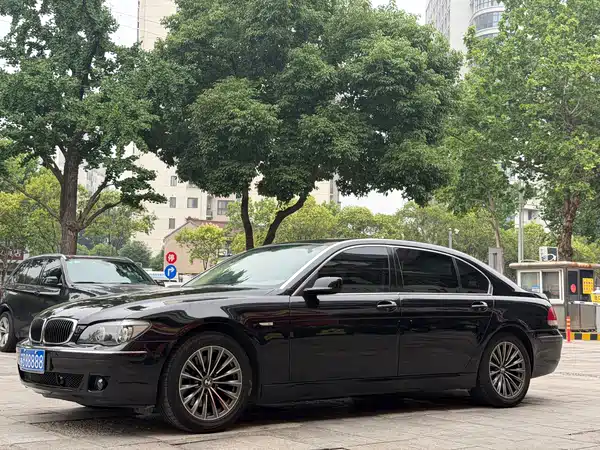 BMW 7 Series 2005