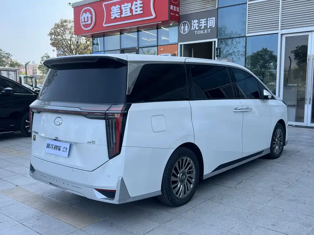 GAC Motor Trumpchi M8 2023 — фото 9