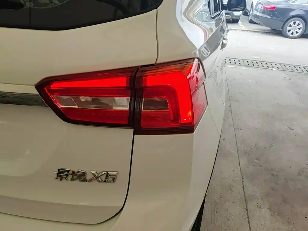 Dongfeng Jingyi X5 2018 — фото 8