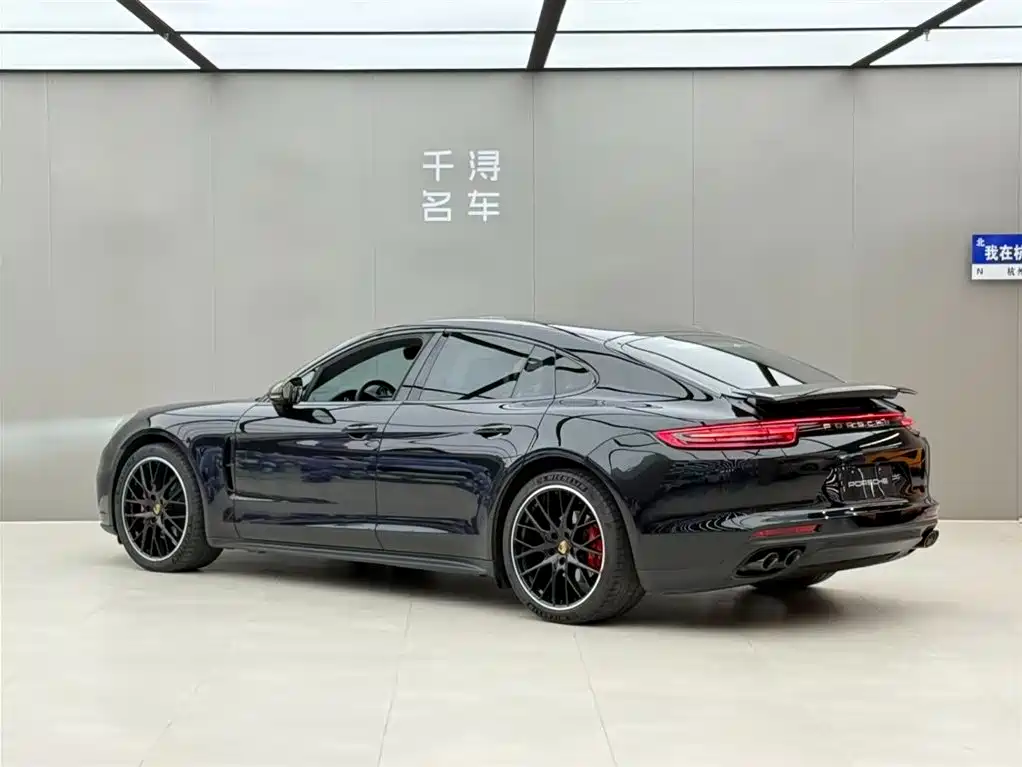 Porsche Panamera 2020 — фото 14