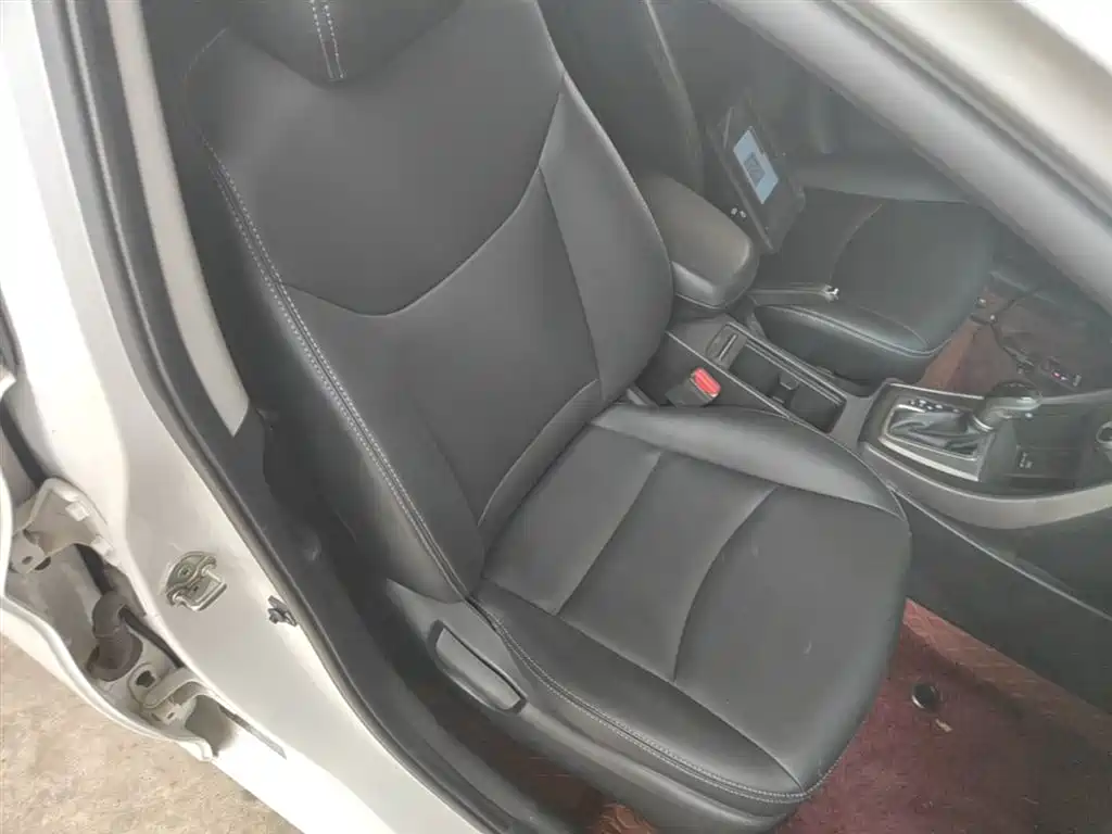 Hyundai Elantra Langdong 2016 — фото 25