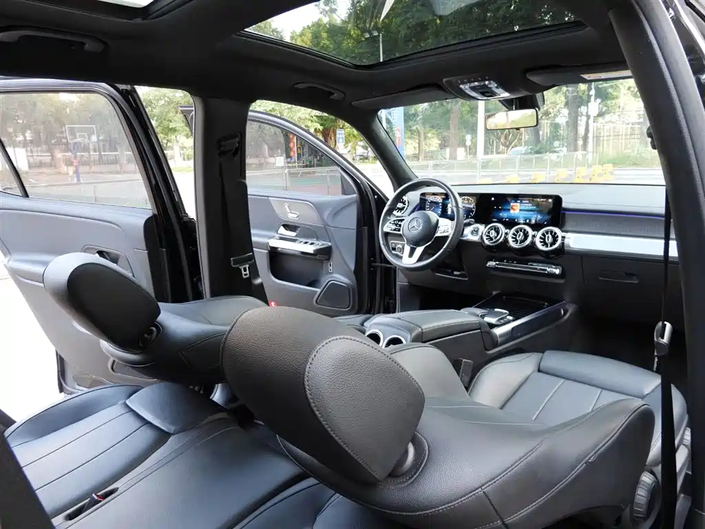 Mercedes-Benz GLB 2021 — фото 12