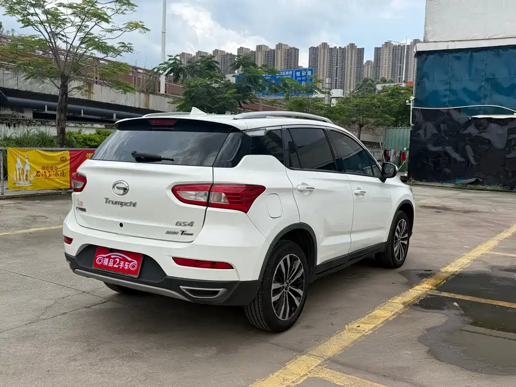 GAC Motor Trumpchi GS4 2016 — фото 9