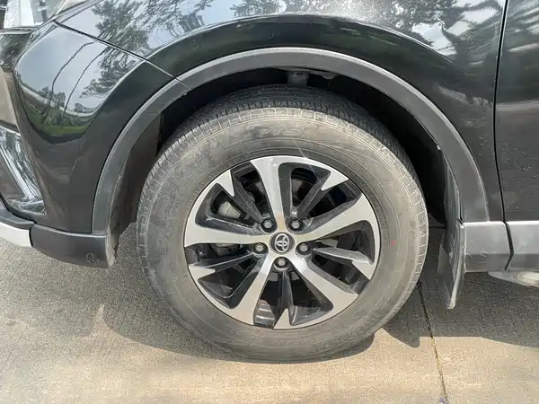 Toyota RAV4 2016