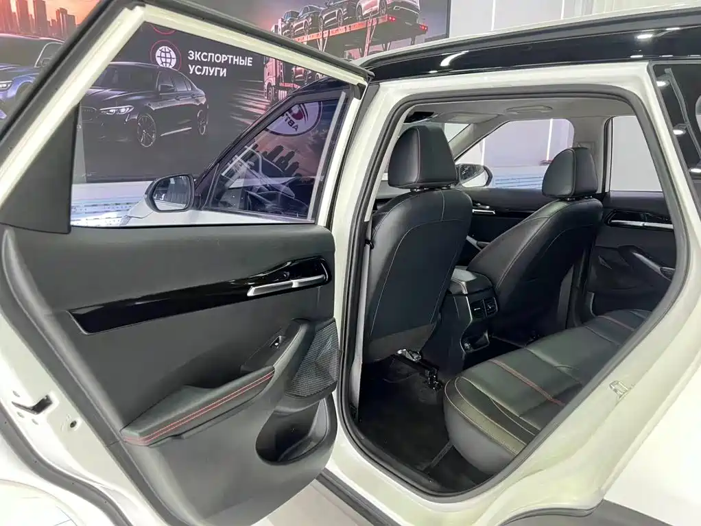 Kia KX3 Proud Running 2023 — фото 13