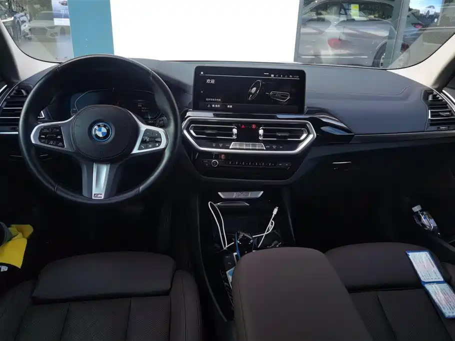 BMW iX3 2022 — фото 12