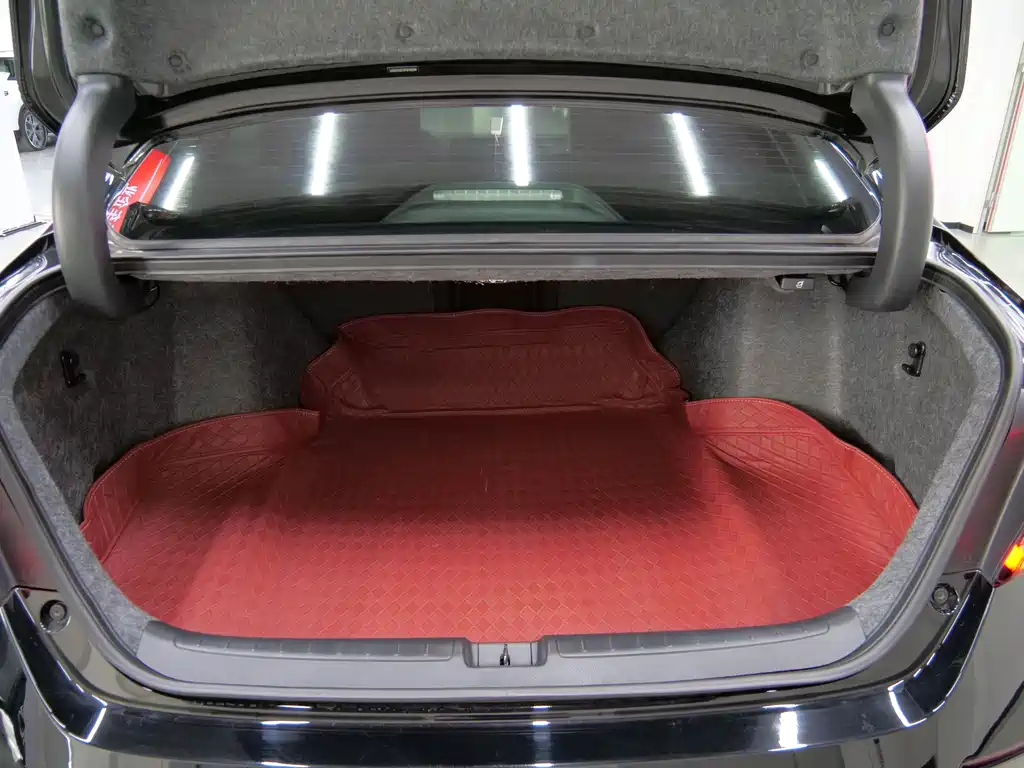 Honda Accord 2023 — фото 16