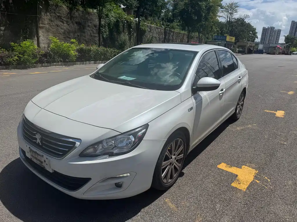 Peugeot 408 2016