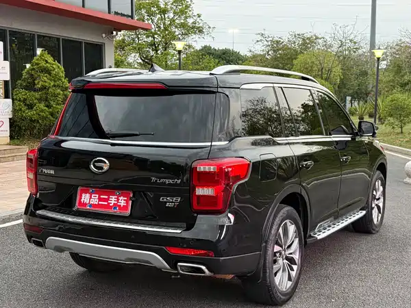 GAC Trumpchi GS8 2017
