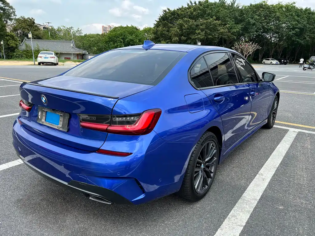 BMW 3 Series 2020 — фото 10