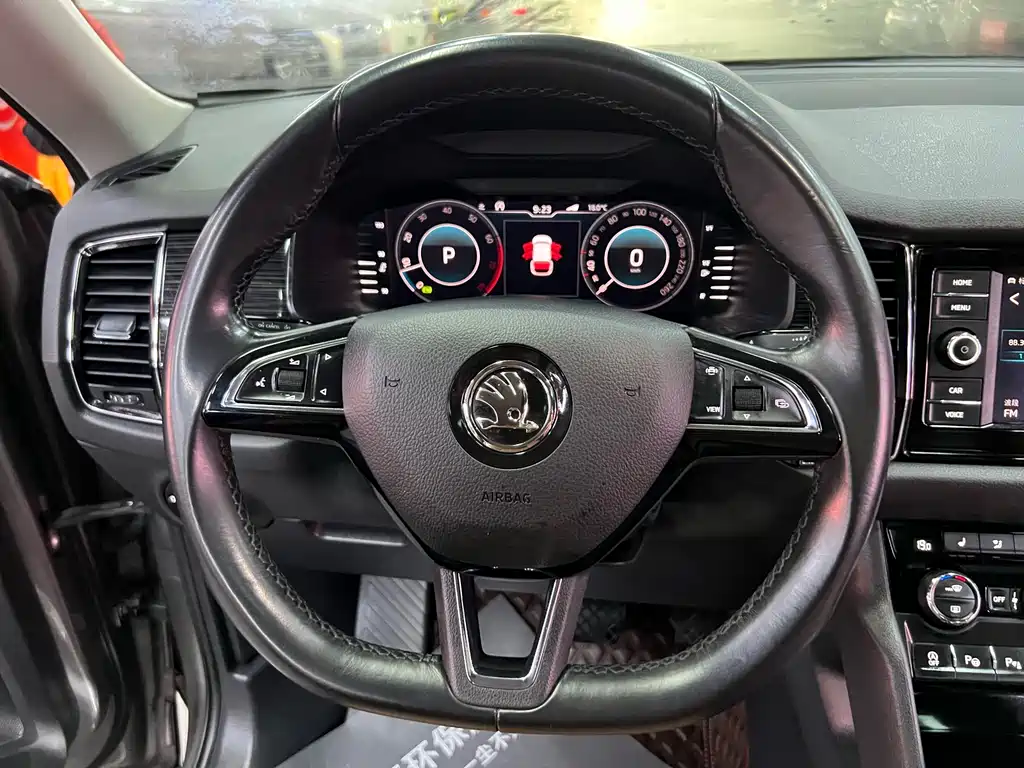 Skoda Kodiaq GT 2020 — фото 13