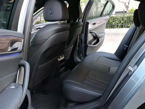 BMW 5 Series 2020