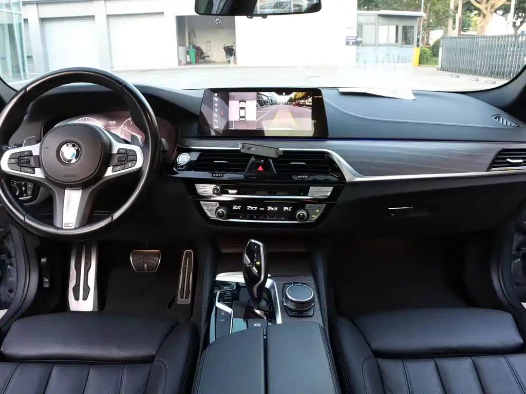 BMW 5 Series 2020