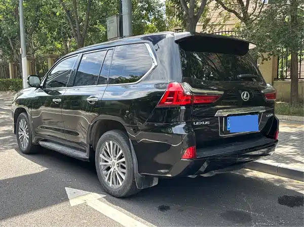 Lexus LX 2019