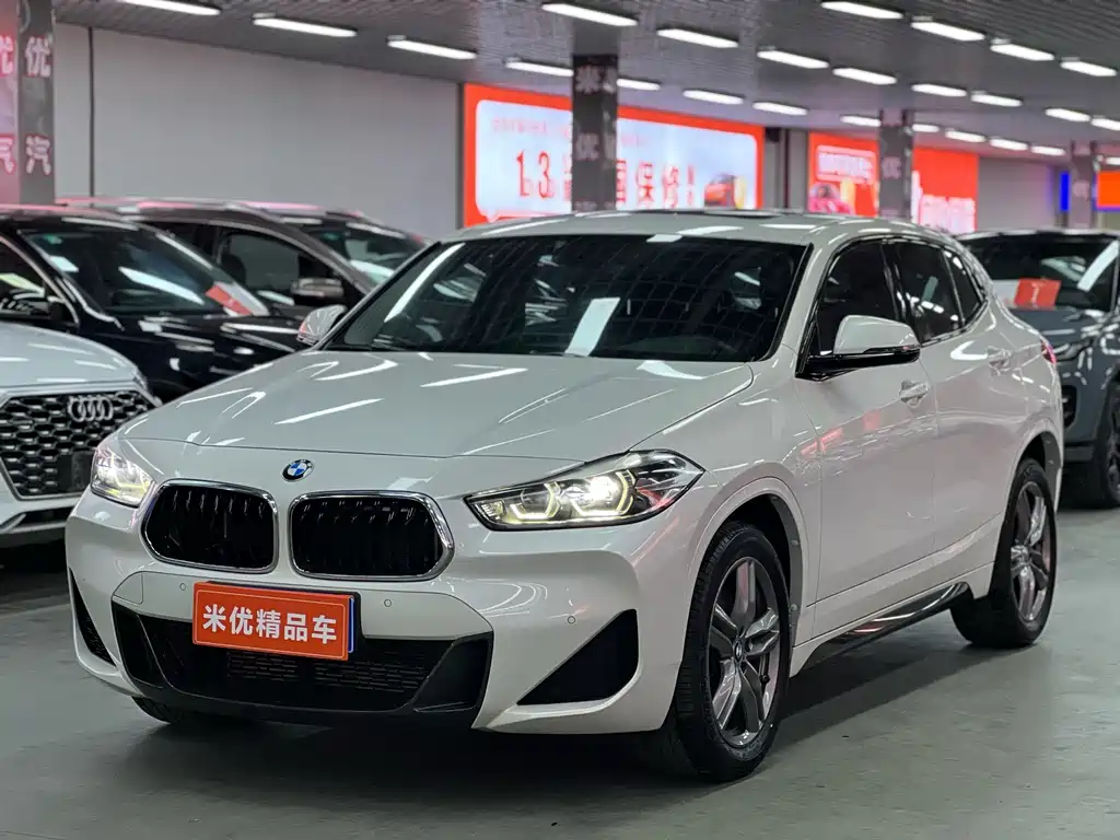 BMW X2 2022 — фото 1