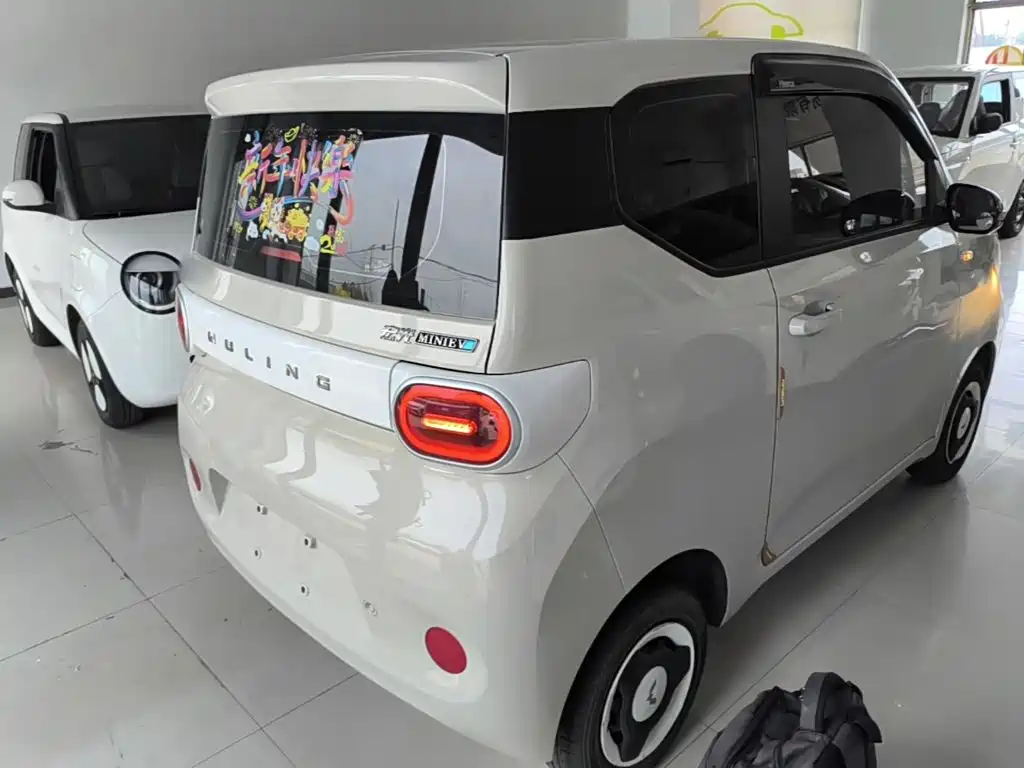 Wuling MINIEV 2024