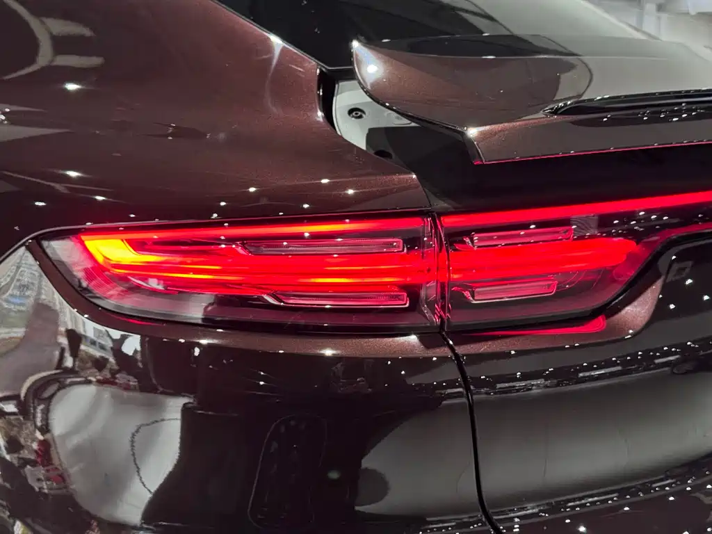 Porsche Cayenne 2020 — фото 10