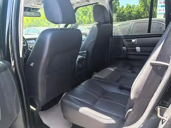 Land Rover Discovery 2017