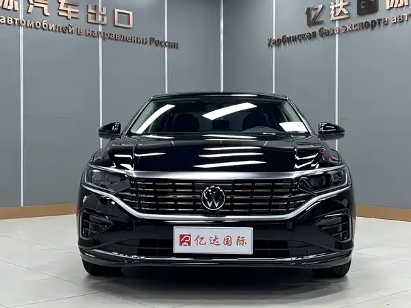 Volkswagen Passat 2022