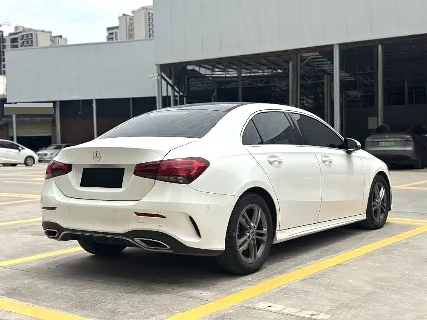 Mercedes-Benz A-Class 2020 — фото 7