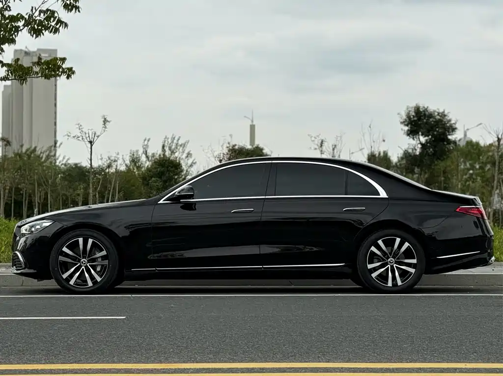 Mercedes-Benz S-Class 2023 — фото 3