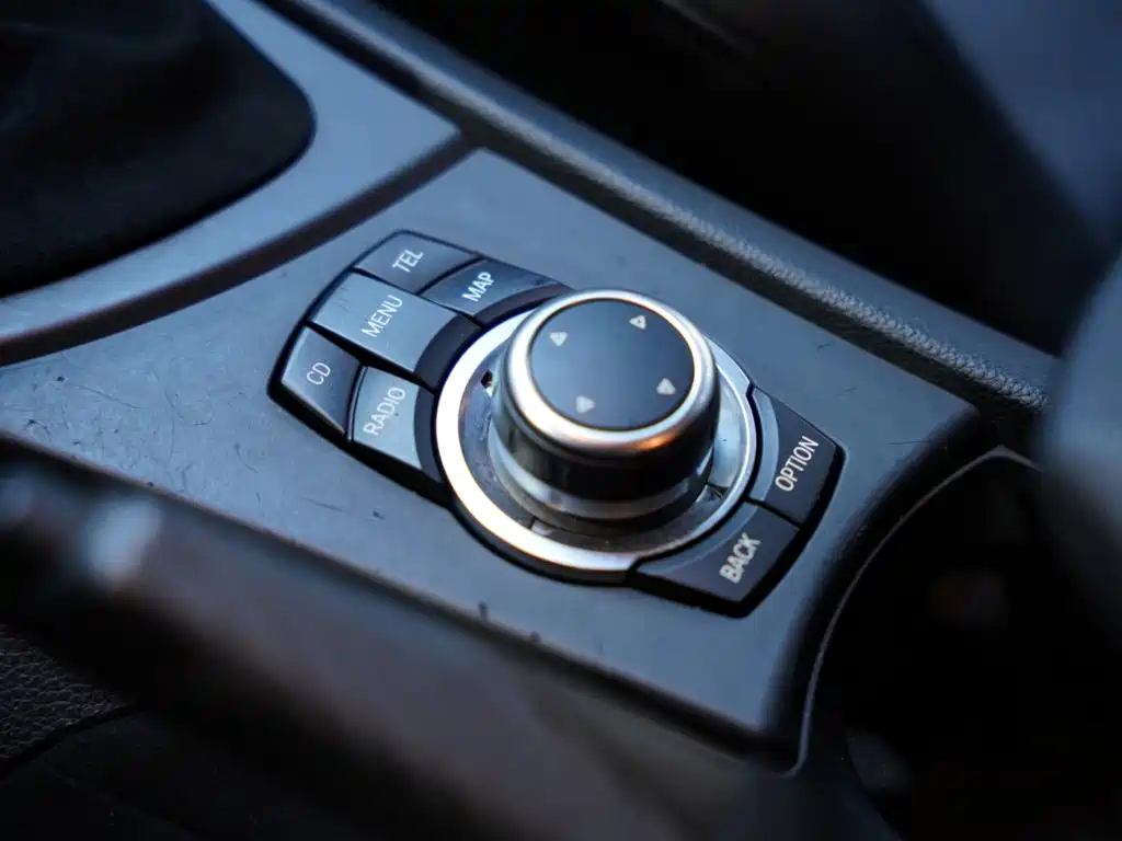 BMW 1 Series M 2012 — фото 24