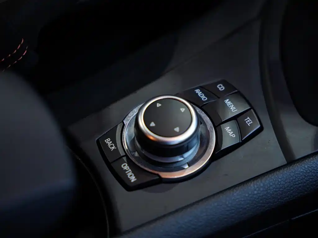 BMW 1 Series M 2012 — фото 31