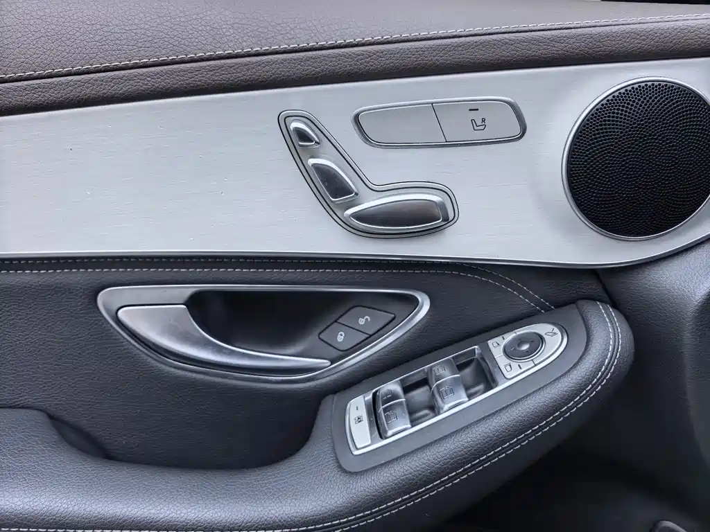 Mercedes-Benz GLC 2020 — фото 18