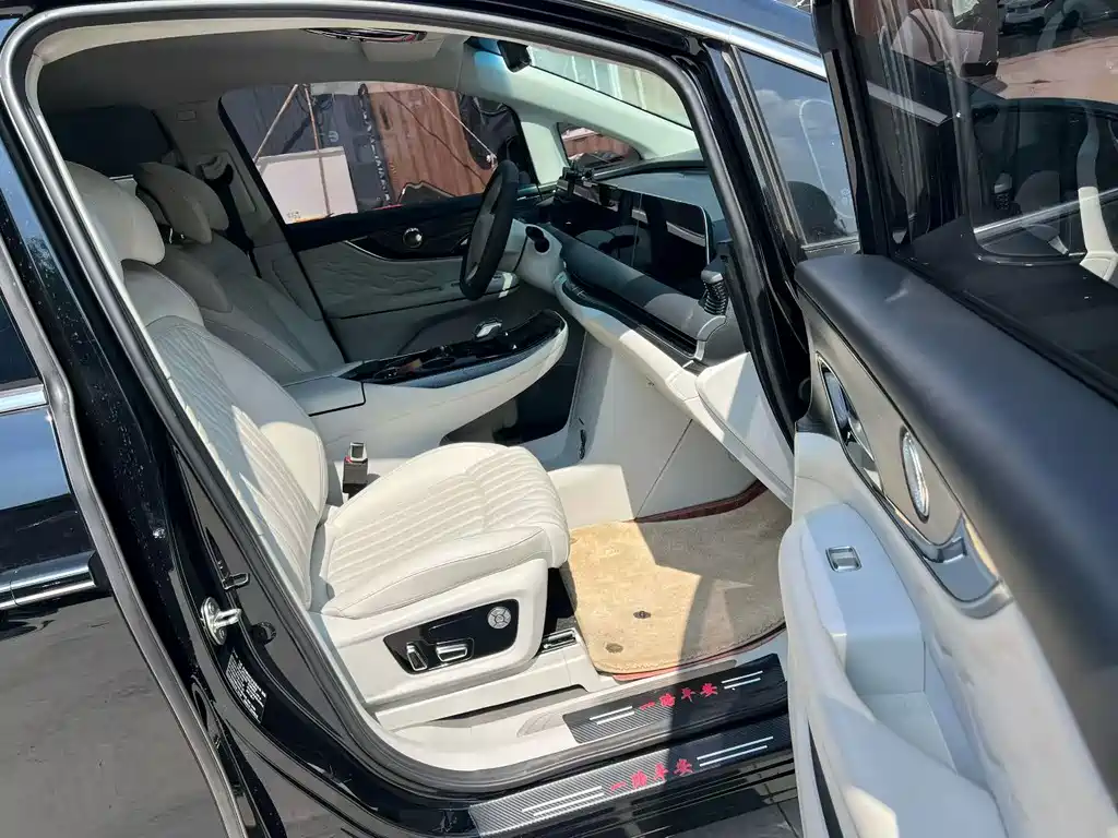 Dongfeng Forthing Xinghai V9 2024 — фото 6