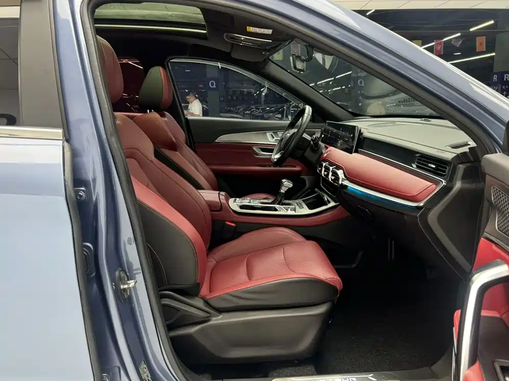 Jetour Jietu X70 PLUS 2022 — фото 10