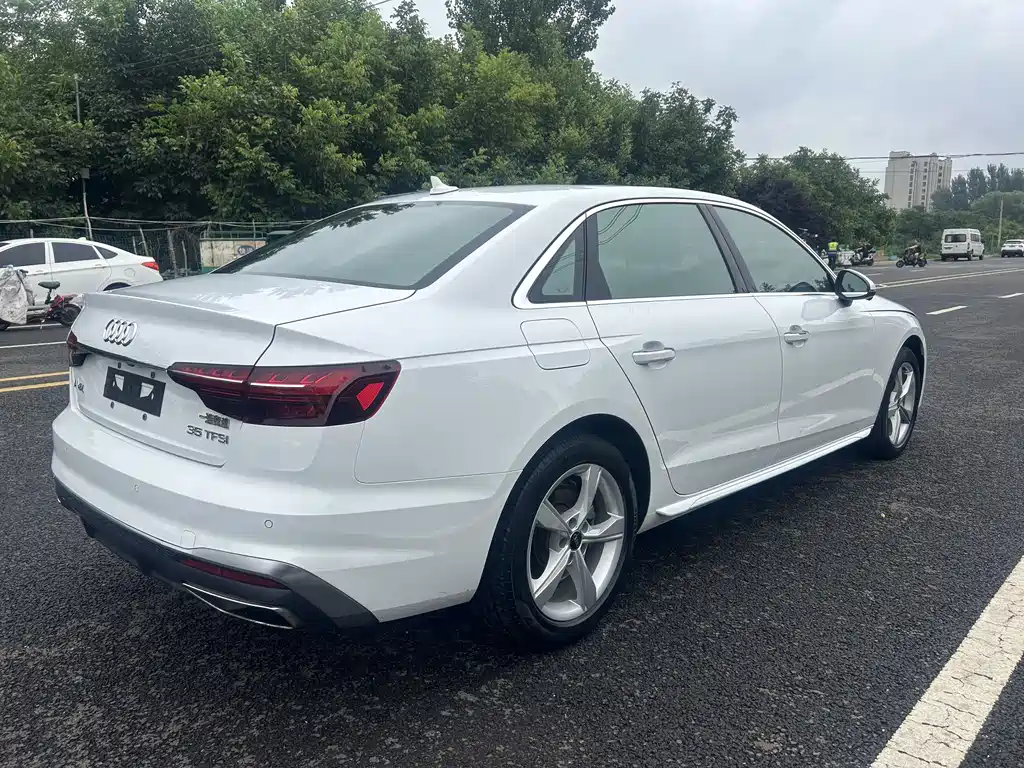 Audi A4L 2022