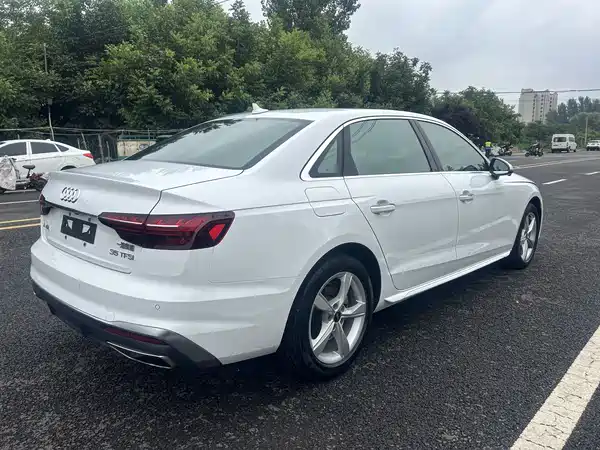Audi A4L 2022