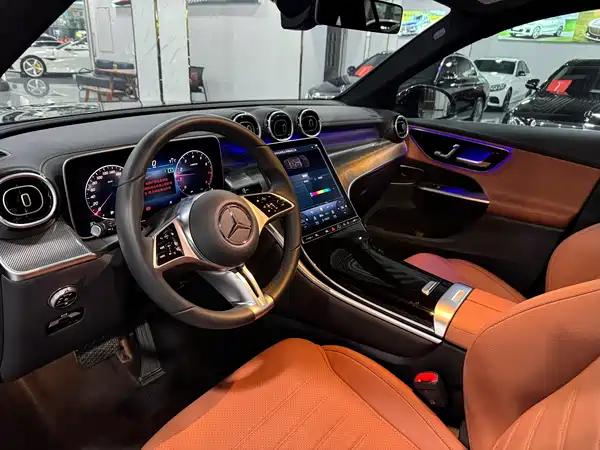 Mercedes-Benz GLC 2023