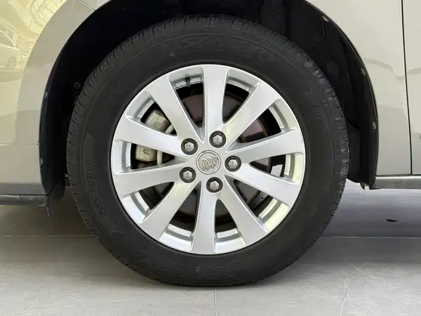 Buick GL8 2020