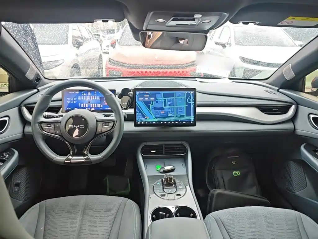 BYD Seal 06GT 2025 — фото 10