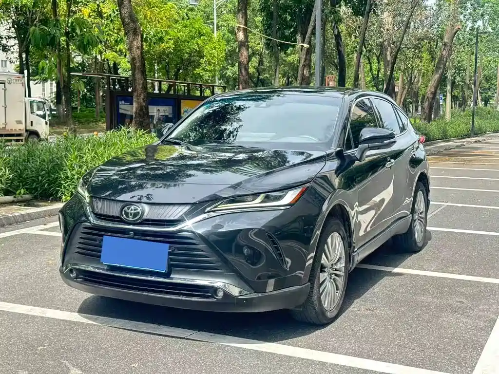 Toyota Harrier 2022
