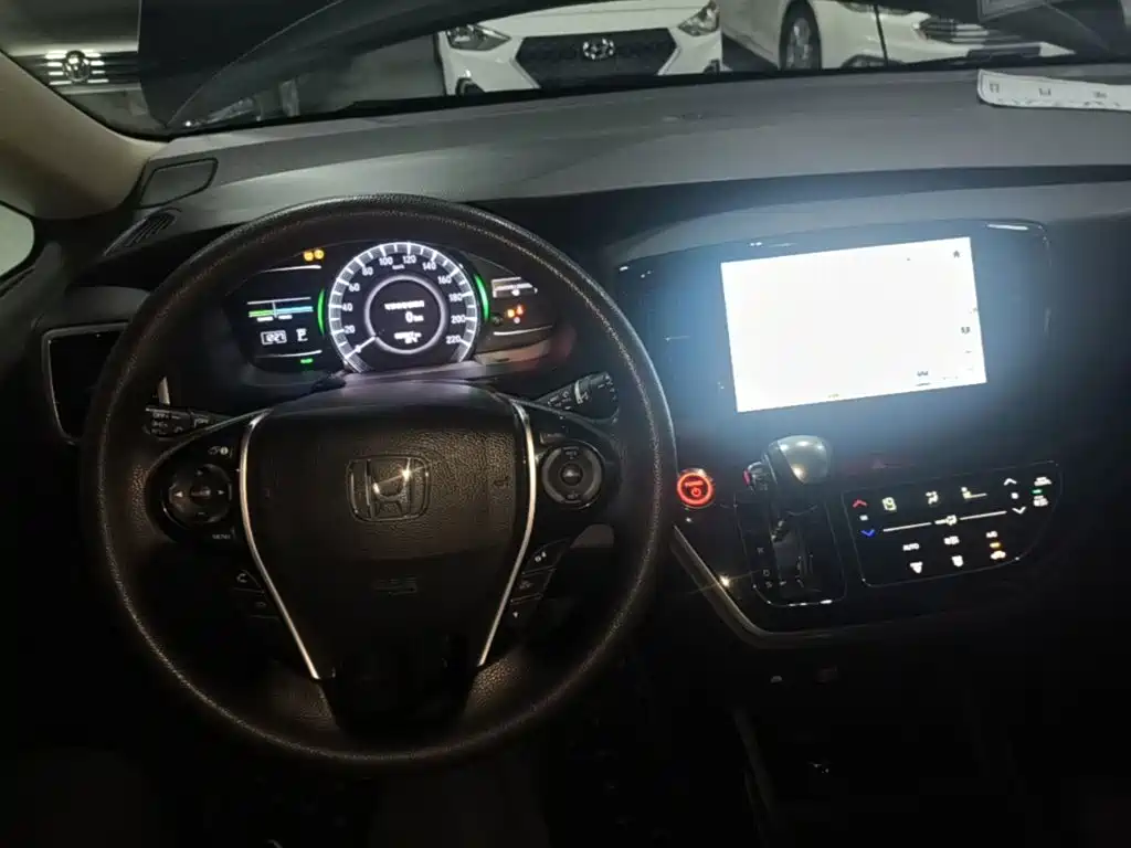 Honda Odyssey 2020 — фото 10
