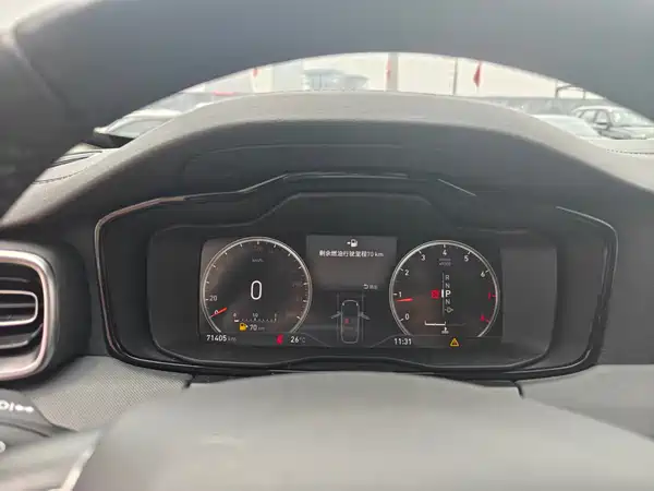 Lynk & Co 01 2019