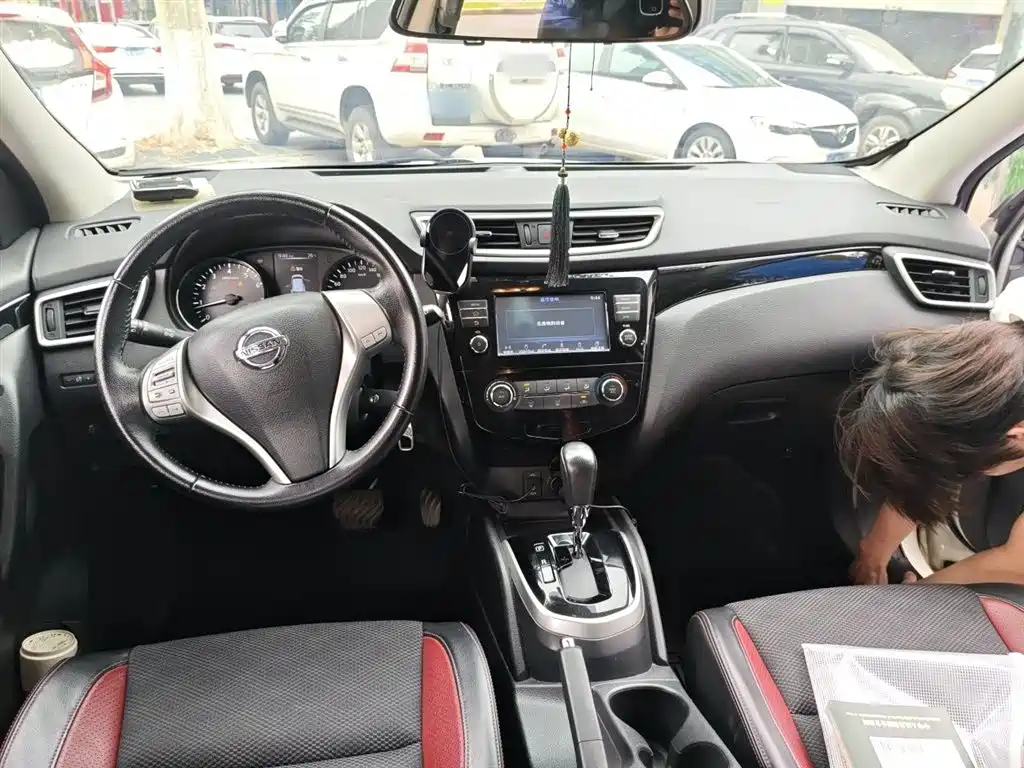 Nissan Qashqai 2018 — фото 13