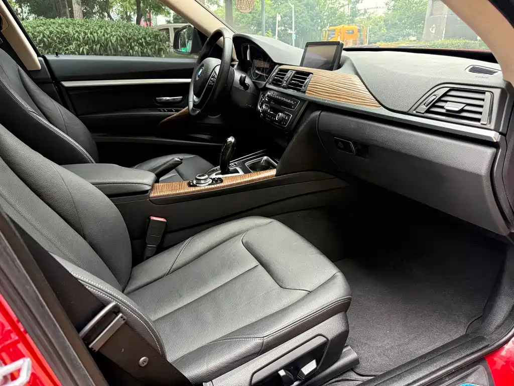 BMW 3 Series GT 2013 — фото 9