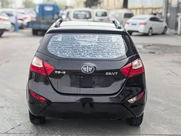 FAW Xiali N7 2013