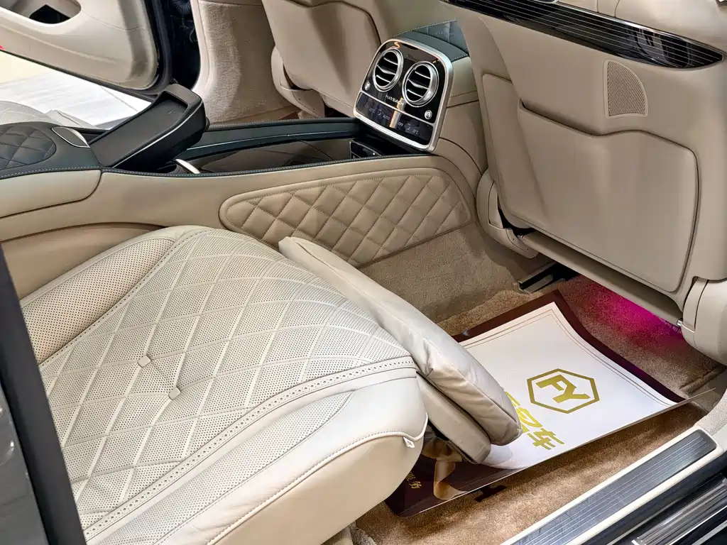 Mercedes-Benz S-Class 2019 — фото 13
