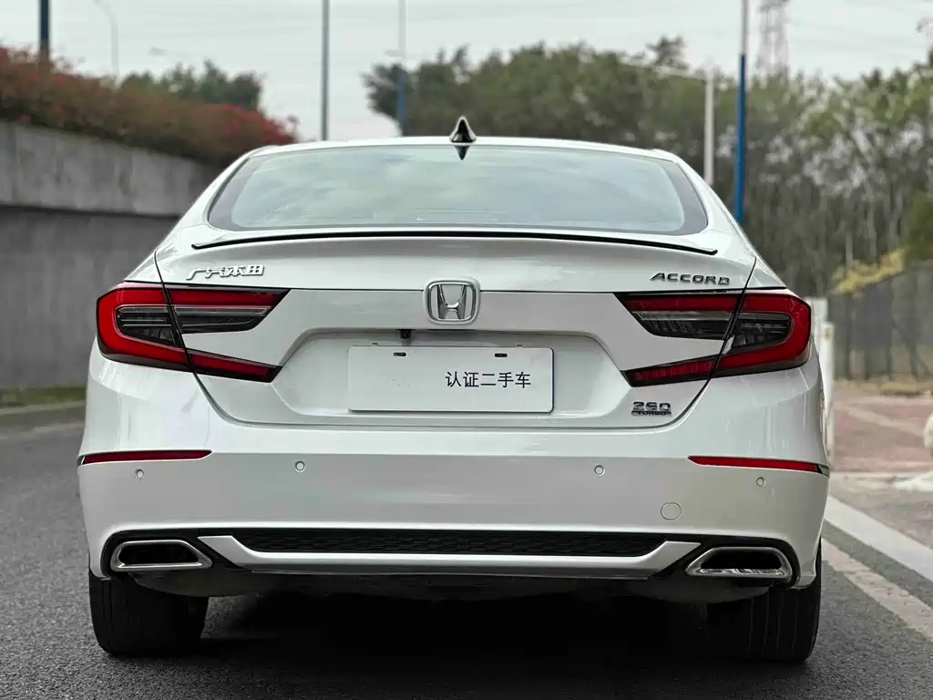 Honda Accord 2022 — фото 18