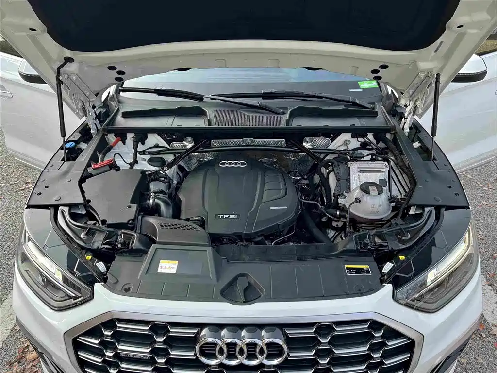 Audi Q5L 2022 — фото 29