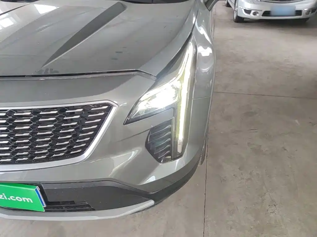 Cadillac XT4 2019 — фото 24
