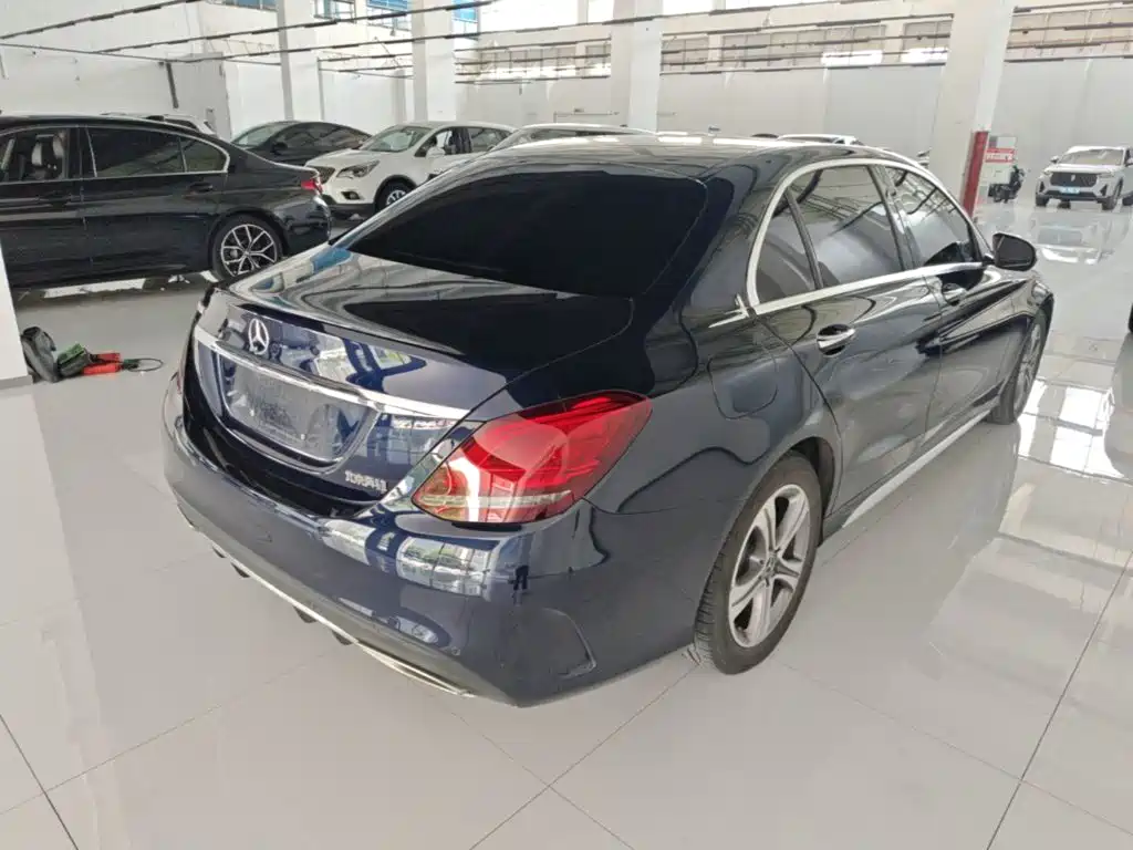 Mercedes-Benz C-Class 2019