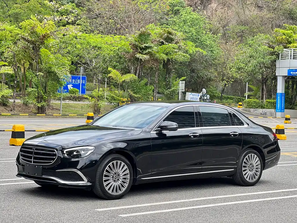 Mercedes-Benz E-Class 2021 — фото 2